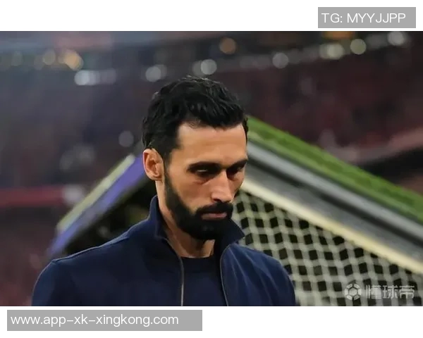 阿韦洛亚坦言前锋无需防守的观点源于真实想法不后悔表达